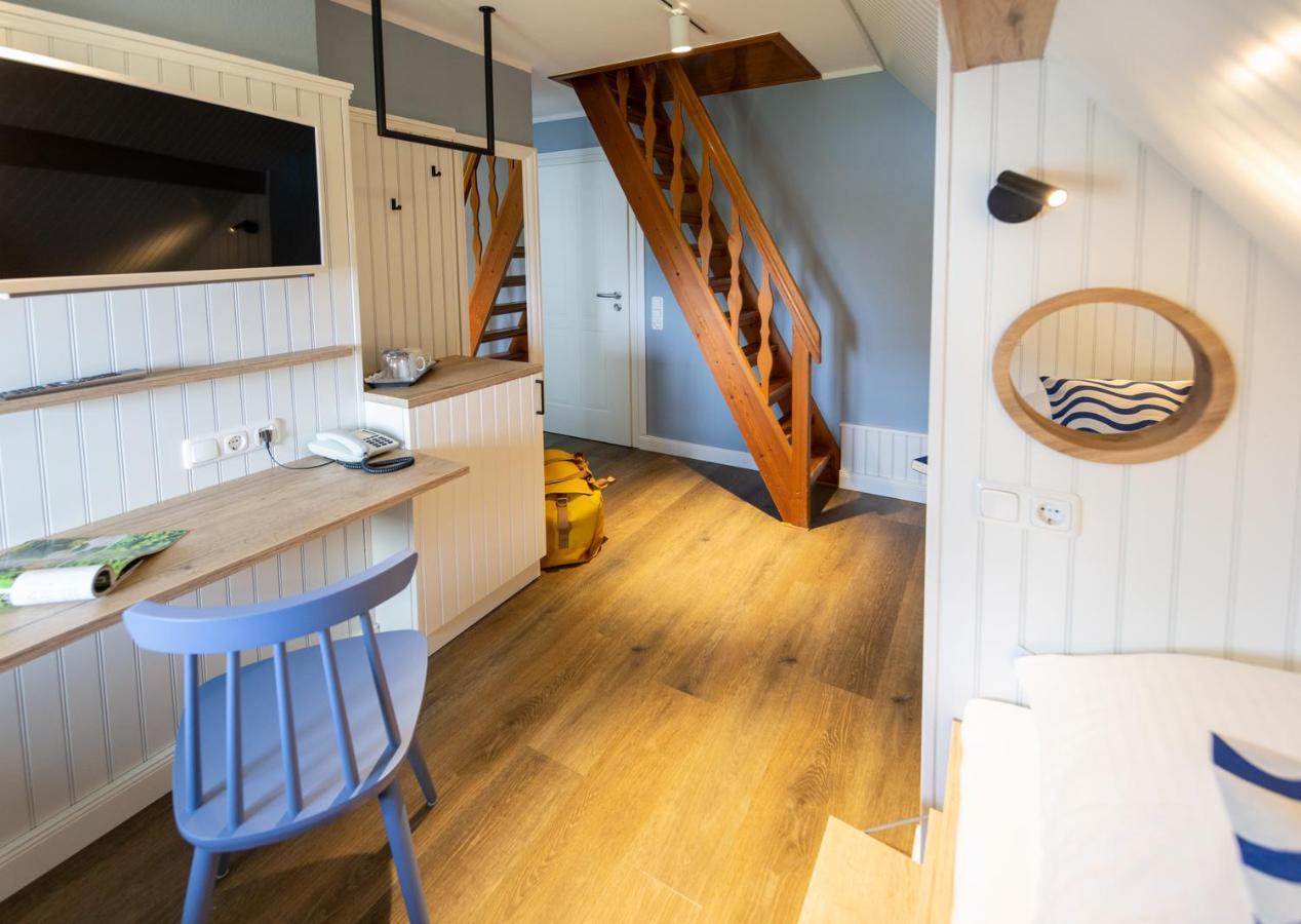 Hotel Ual Oeoemrang Wiartshues Norddorf Esterno foto