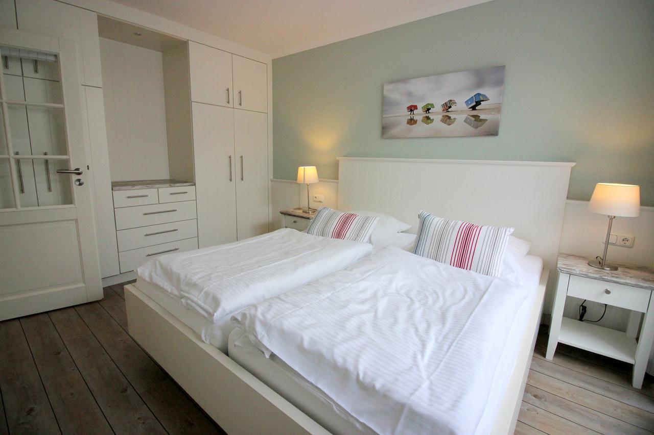 Hotel Ual Oeoemrang Wiartshues Norddorf Esterno foto